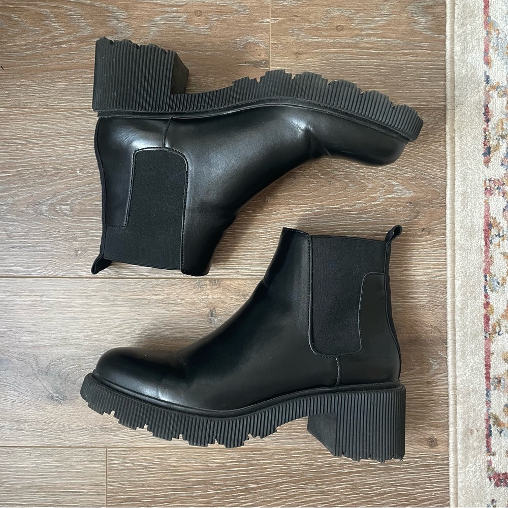 Zara lug sole boots